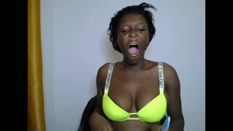 pinkykiki_247 online show from March 29, 6:35 am