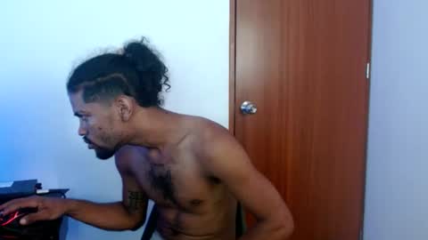 Snapshot of pinocho__ chatting on February 4, 10:04 pm pinocho__ online show from February 4, 10:04 pm