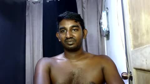 rayvienn online show from April 24, 12:46 am