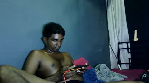 rayvienn online show from May 19, 2:07 am