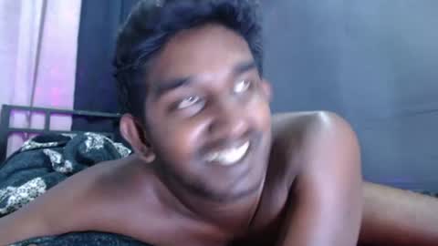 rayvienn online show from June 14, 3:08 am