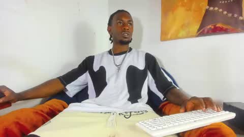 P I P E - M O NS T E R C O C K online show from June 16, 7:05 pm