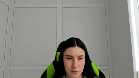 Snapshot of piper_smilee chatting on May 22, 12:11 pm Piper online show from May 22, 12:11 pm