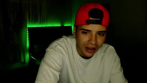 Snapshot of piperodriguez_ chatting on January 25, 5:07 am Pipe Rodriguez online show from January 25, 5:07 am