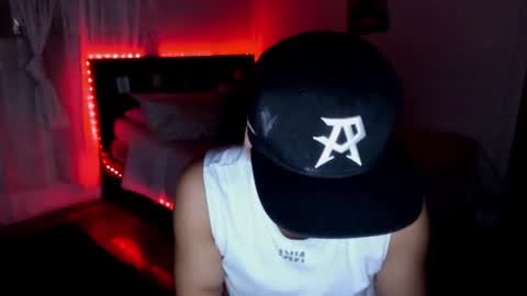 Snapshot of piperodriguez_ chatting on February 2, 2:06 am Pipe Rodriguez online show from February 2, 2:06 am