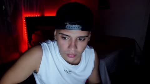 Snapshot of piperodriguez_ chatting on February 2, 5:10 am Pipe Rodriguez online show from February 2, 5:10 am