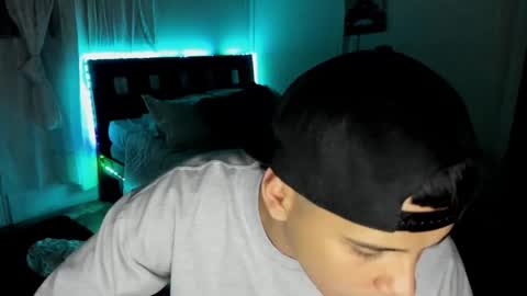 Snapshot of piperodriguez_ chatting on February 2, 9:08 am Pipe Rodriguez online show from February 2, 9:08 am