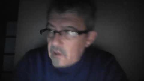 Snapshot of pipi2704 chatting on January 12, 3:25 pm pipi2704 online show from January 12, 3:25 pm