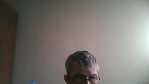 Snapshot of pipi2704 chatting on January 18, 10:49 am pipi2704 online show from January 18, 10:49 am