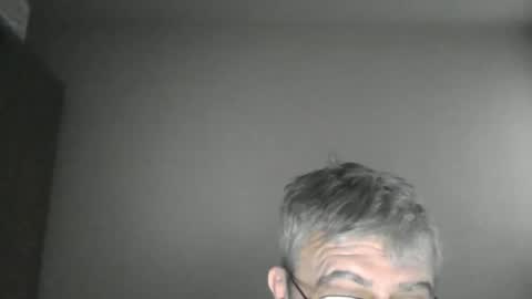Snapshot of pipi2704 chatting on January 19, 6:31 am pipi2704 online show from January 19, 6:31 am