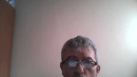 Snapshot of pipi2704 chatting on February 2, 11:51 am pipi2704 online show from February 2, 11:51 am