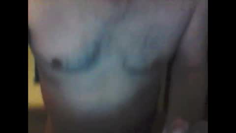 Snapshot of pipi2704 chatting on February 19, 1:51 am pipi2704 online show from February 19, 1:51 am