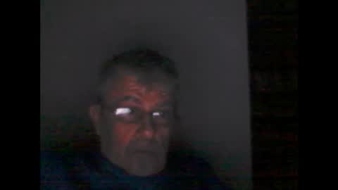 Snapshot of pipi2704 chatting on March 11, 3:16 am pipi2704 online show from March 11, 3:16 am