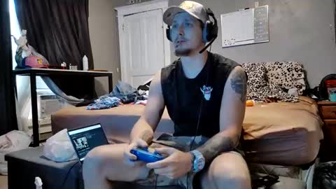 pippylongdickin online show from May 22, 9:42 pm