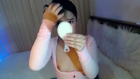 Ari online show from April 9, 6:41 am