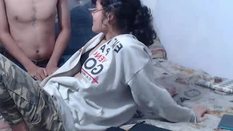 PiscisDreams online show from April 14, 3:12 am