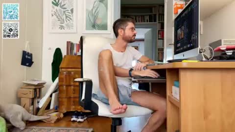 Snapshot of pisellone_roma chatting on August 5, 10:29 am pisellone roma online show from August 5, 10:29 am