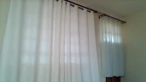 Majesty online show from April 16, 9:10 am