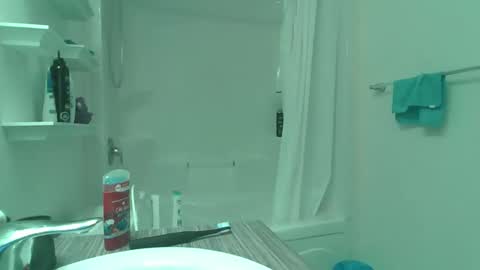 Snapshot of pk069er chatting on February 12, 9:59 am pk069er online show from February 12, 9:59 am