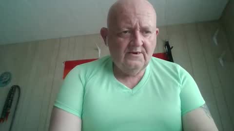 Snapshot of playboychas chatting on May 10, 11:43 pm chaz online show from May 10, 11:43 pm