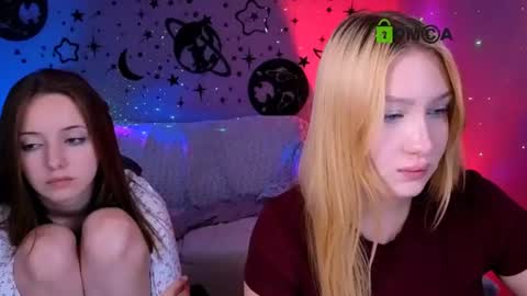 Snapshot of playful_sophie chatting on July 2, 3:23 am Sophie online show from July 2, 3:23 am