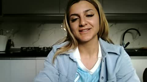 PlayfulNicole online show from June 15, 5:42 am