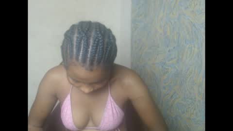 plumnjuicyx online show from October 1, 6:19 am