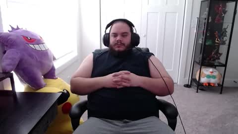 Snapshot of pokegaymer69 chatting on December 22, 5:10 pm Pokegaymer69 online show from December 22, 5:10 pm