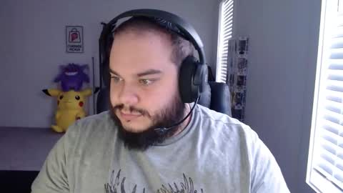 Snapshot of pokegaymer69 chatting on January 14, 4:12 pm Pokegaymer69 online show from January 14, 4:12 pm