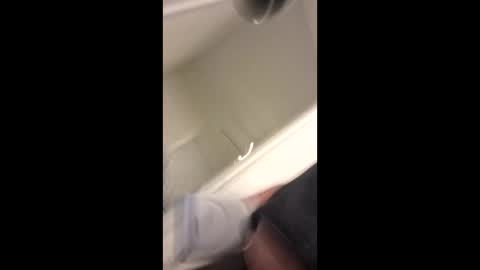 Snapshot of pokegaymer69 chatting on January 19, 3:10 am Pokegaymer69 online show from January 19, 3:10 am