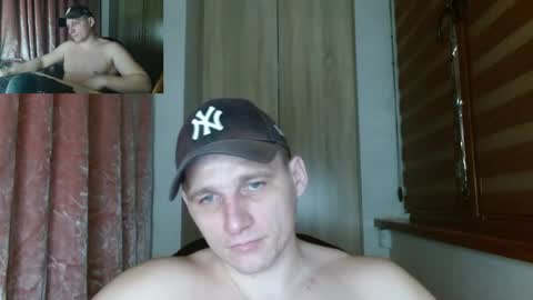 Poliglotjoe2 online show from April 17, 6:33 pm