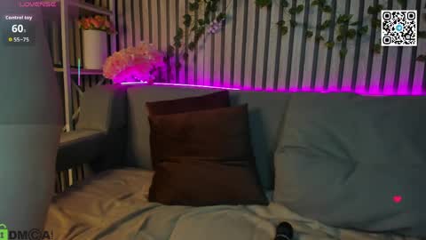 Polly online show from March 16, 5:44 am