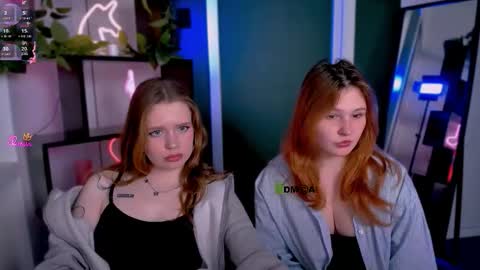 polly_cute1 online show from March 25, 7:20 pm