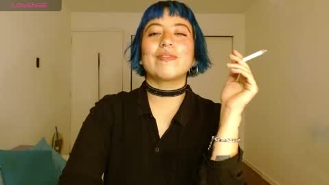 Poly online show from April 10, 12:16 am