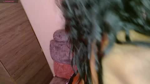 poma_6rossa9 online show from March 31, 5:02 pm