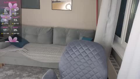 Snapshot of poopl_19 chatting on October 26, 4:40 am Cindy online show from October 26, 4:40 am