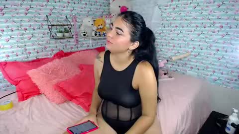 NICKKYMARTIN online show from February 26, 12:14 pm