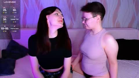 Ana and Tati online show from February 14, 6:59 pm