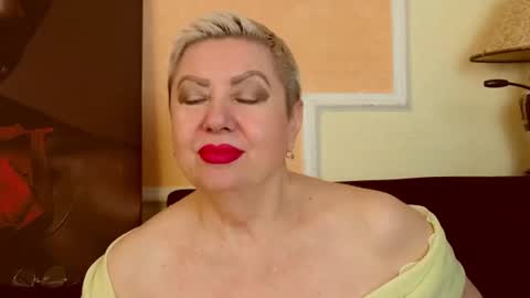 LADY POSH online show from July 28, 8:12 pm