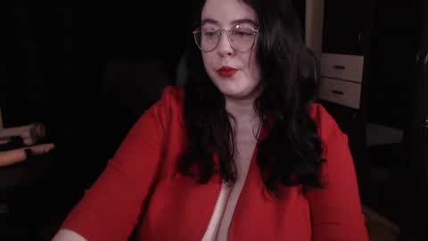 PoshMistres    online show from March 22, 6:55 pm