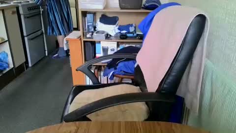 poshman65 online show from February 19, 12:01 pm