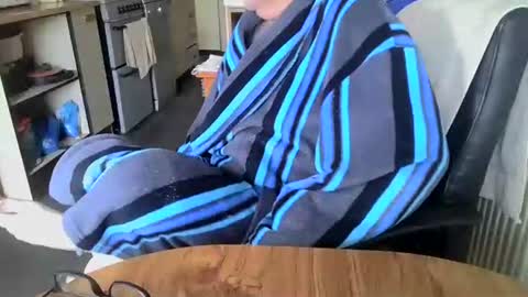 poshman65 online show from April 15, 11:17 am