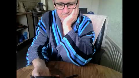 poshman65 online show from April 16, 8:48 am