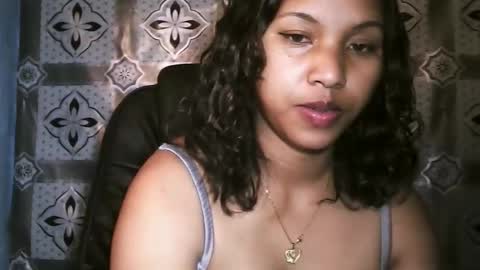 Snapshot of power_sexy chatting on June 3, 4:15 am LARISSAH online show from June 3, 4:15 am