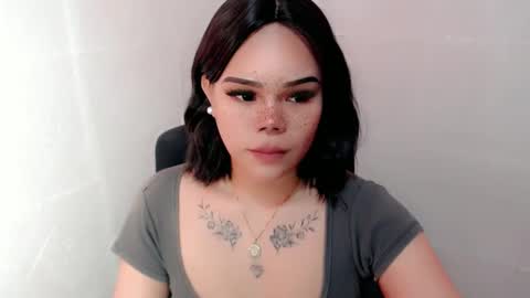 MAXXINE online show from January 25, 9:25 pm