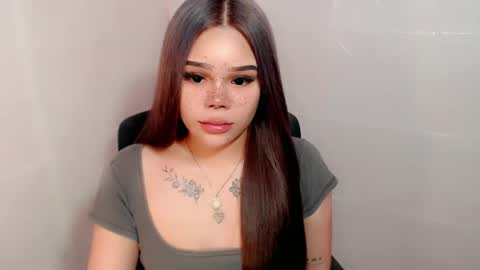 MAXXINE online show from February 6, 9:28 pm