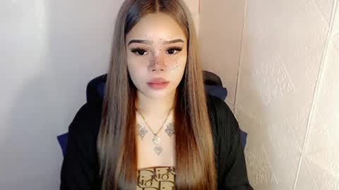 MAXXINE online show from February 12, 9:54 pm