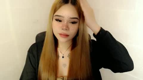 MAXXINE online show from October 23, 5:07 am