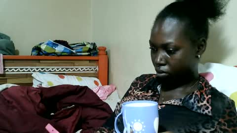 preshty online show from June 24, 5:39 am