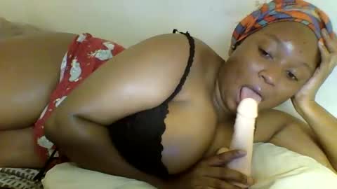 Prettie diva online show from January 14, 9:52 pm